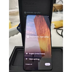 MOTOROLA Signature 16/512GB Pantone Carbon OUTLET